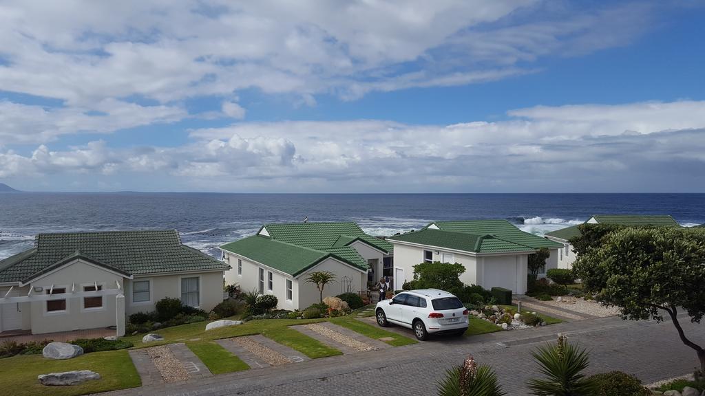 Whale View Self Catering Apartment Hermanus Extérieur photo